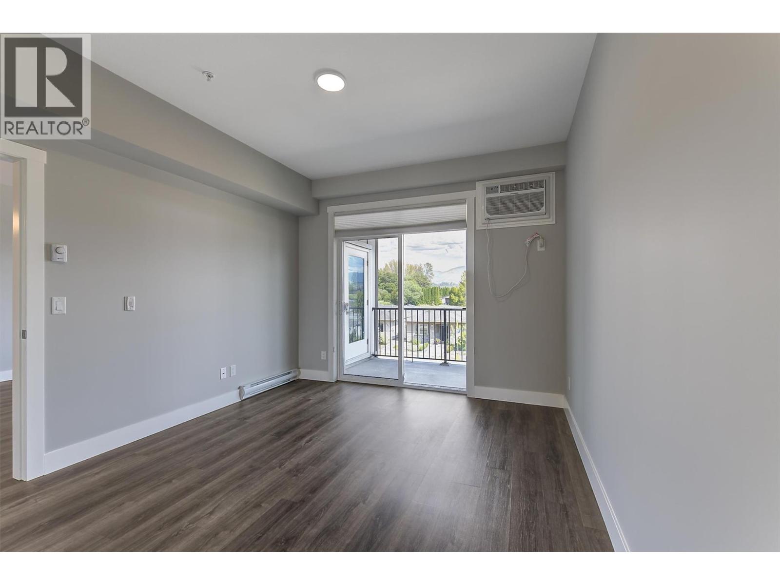 3090 Burtch Road Unit# 212, Kelowna, British Columbia  V1W 5G9 - Photo 19 - 10402412