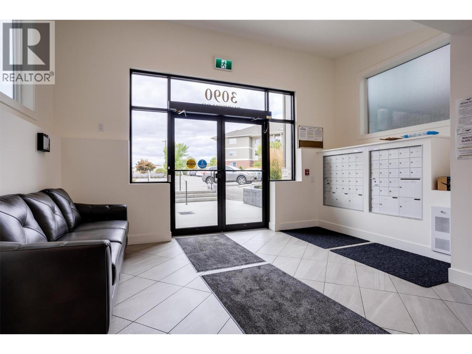 3090 Burtch Road Unit# 212, Kelowna, British Columbia  V1W 5G9 - Photo 3 - 10402412