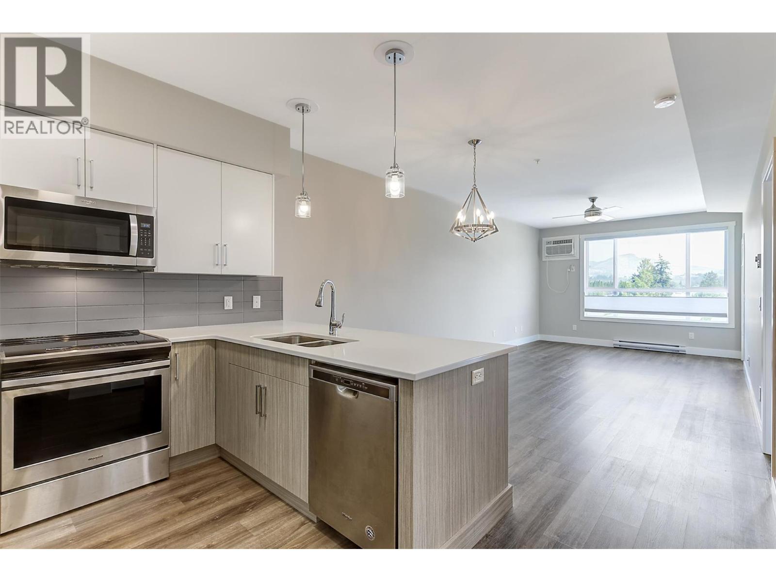 3090 Burtch Road Unit# 212, Kelowna, British Columbia  V1W 5G9 - Photo 6 - 10402412