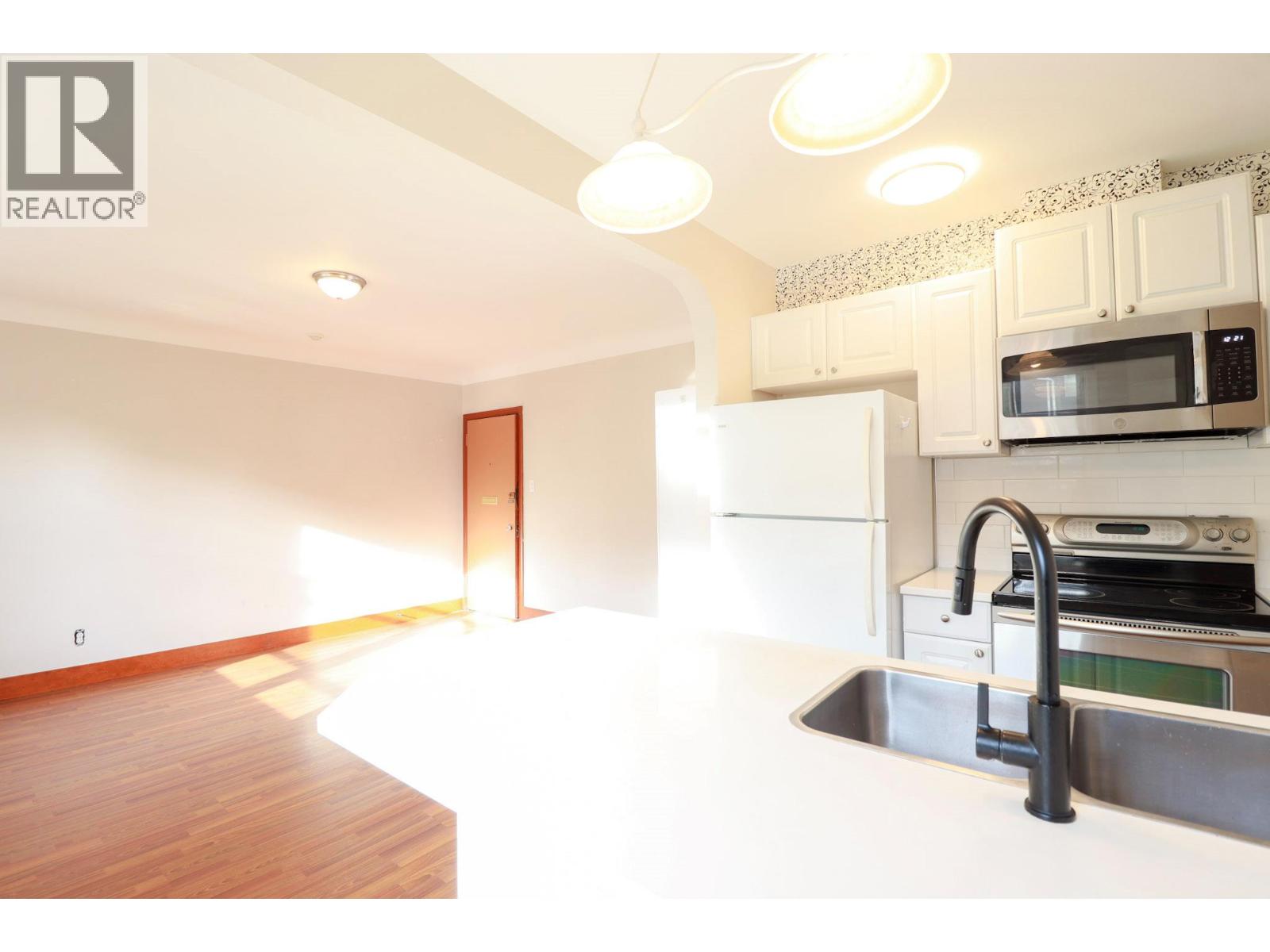 156 Nanaimo Avenue E, Penticton, British Columbia  V2A 1M4 - Photo 20 - 10402298