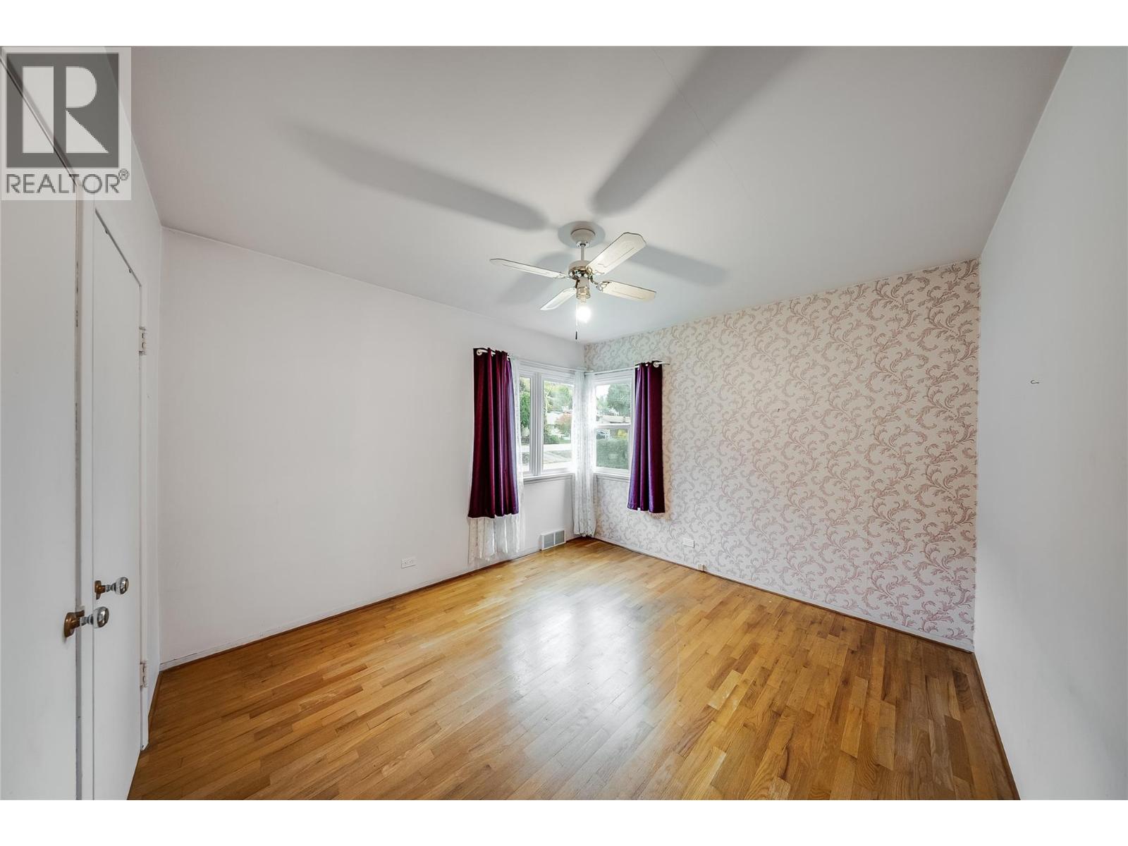 735 10th Avenue, Montrose, British Columbia  V0G 1P0 - Photo 19 - 10402231