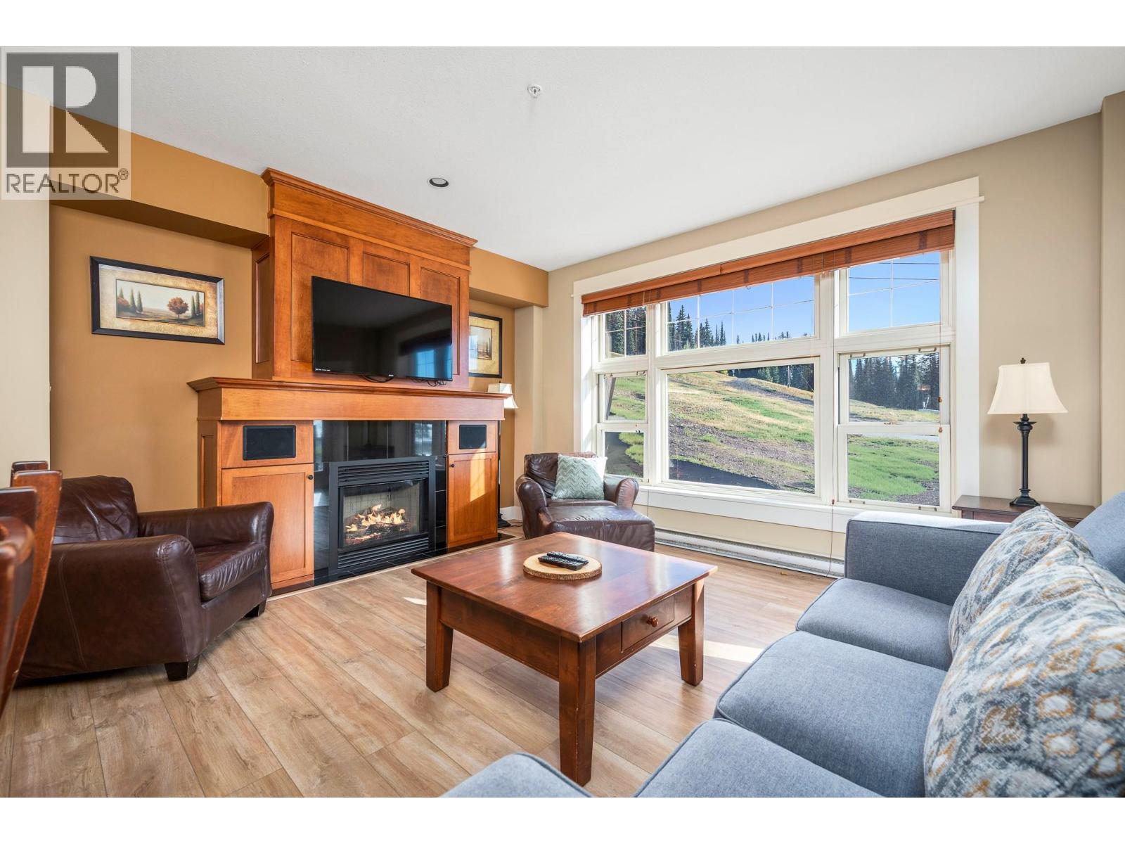 170 Silver Lode Lane Lane Unit# 105, Silver Star, British Columbia  V1B 3M1 - Photo 1 - 10401721
