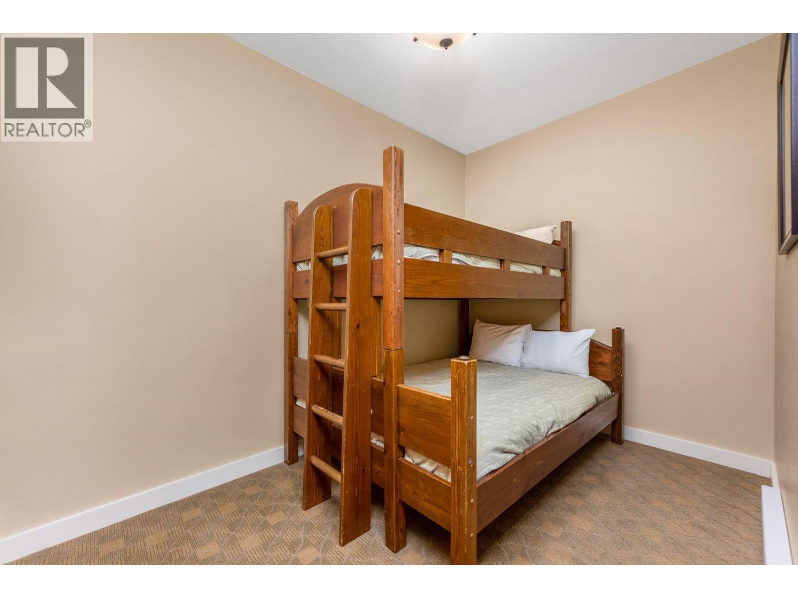 170 Silver Lode Lane Lane Unit# 105, Silver Star, British Columbia  V1B 3M1 - Photo 11 - 10401721