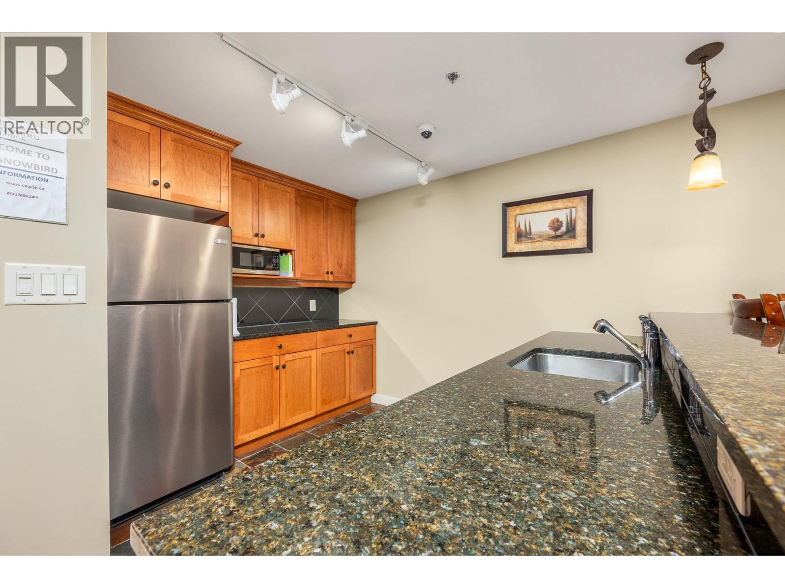 170 Silver Lode Lane Lane Unit# 105, Silver Star, British Columbia  V1B 3M1 - Photo 24 - 10401721