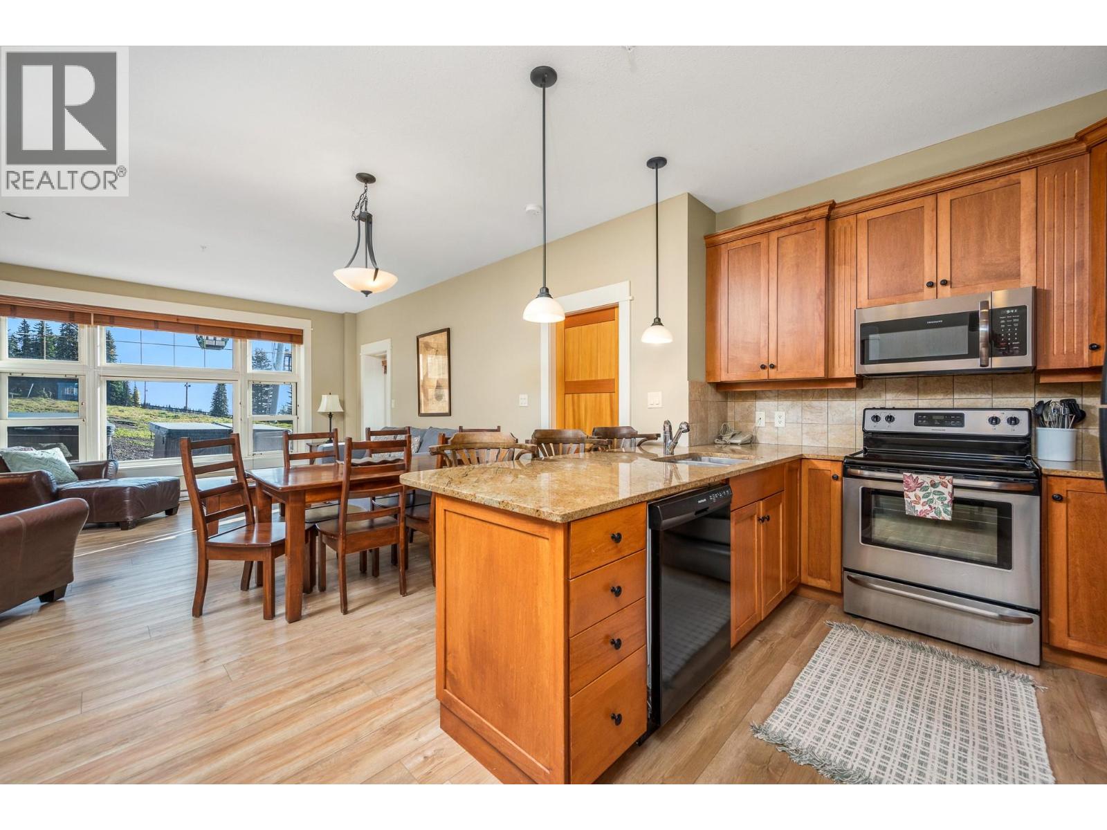 170 Silver Lode Lane Lane Unit# 105, Silver Star, British Columbia  V1B 3M1 - Photo 3 - 10401721