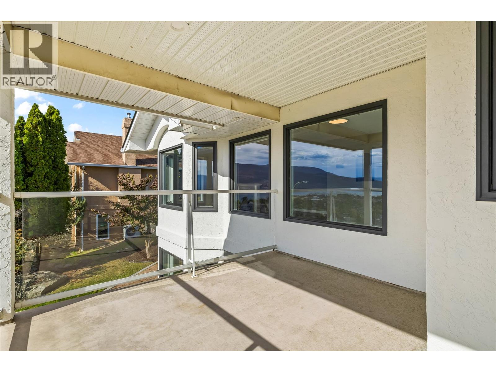 657 Royal View Drive, Kelowna, British Columbia  V1Y 9K5 - Photo 28 - 10402296