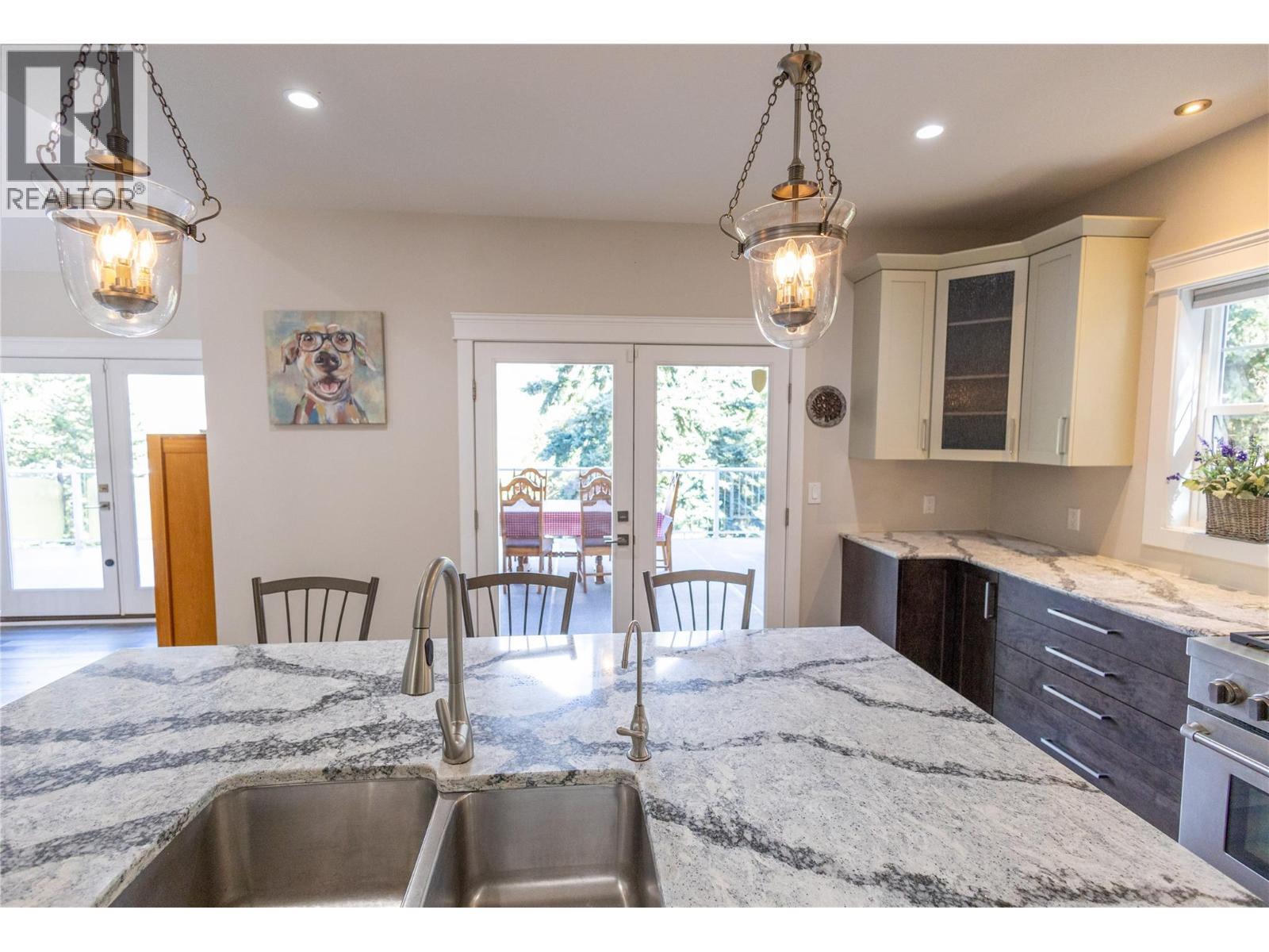 4006 Coachwood Close, Coldstream, British Columbia  V1B 3Y4 - Photo 38 - 10402466