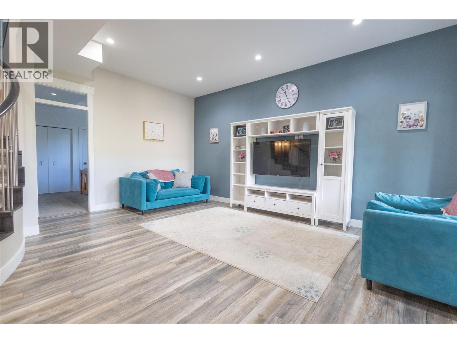 4006 Coachwood Close, Coldstream, British Columbia  V1B 3Y4 - Photo 57 - 10402466