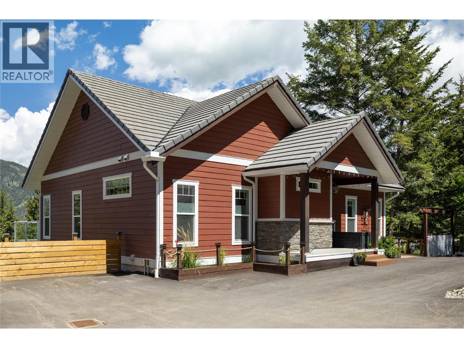 4006 Coachwood Close, Coldstream, British Columbia  V1B 3Y4 - Photo 70 - 10402466