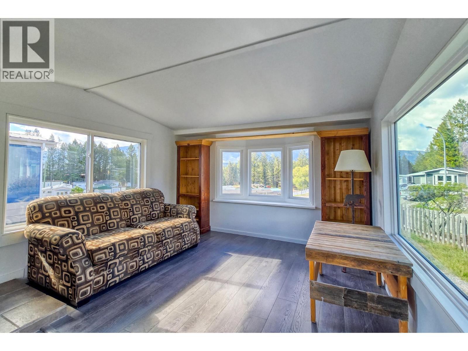 4775 Wood Lane Unit# 30, Windermere, British Columbia  V0B 2L2 - Photo 15 - 10402328