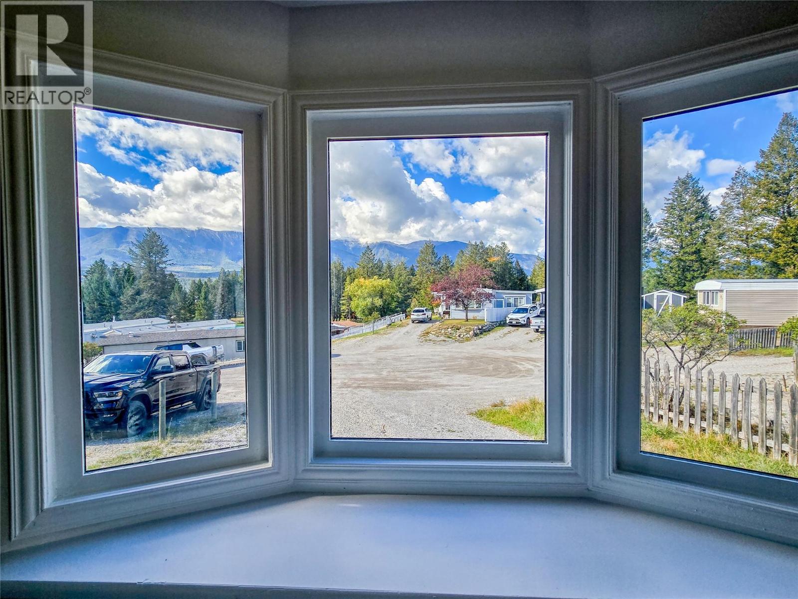 4775 Wood Lane Unit# 30, Windermere, British Columbia  V0B 2L2 - Photo 16 - 10402328