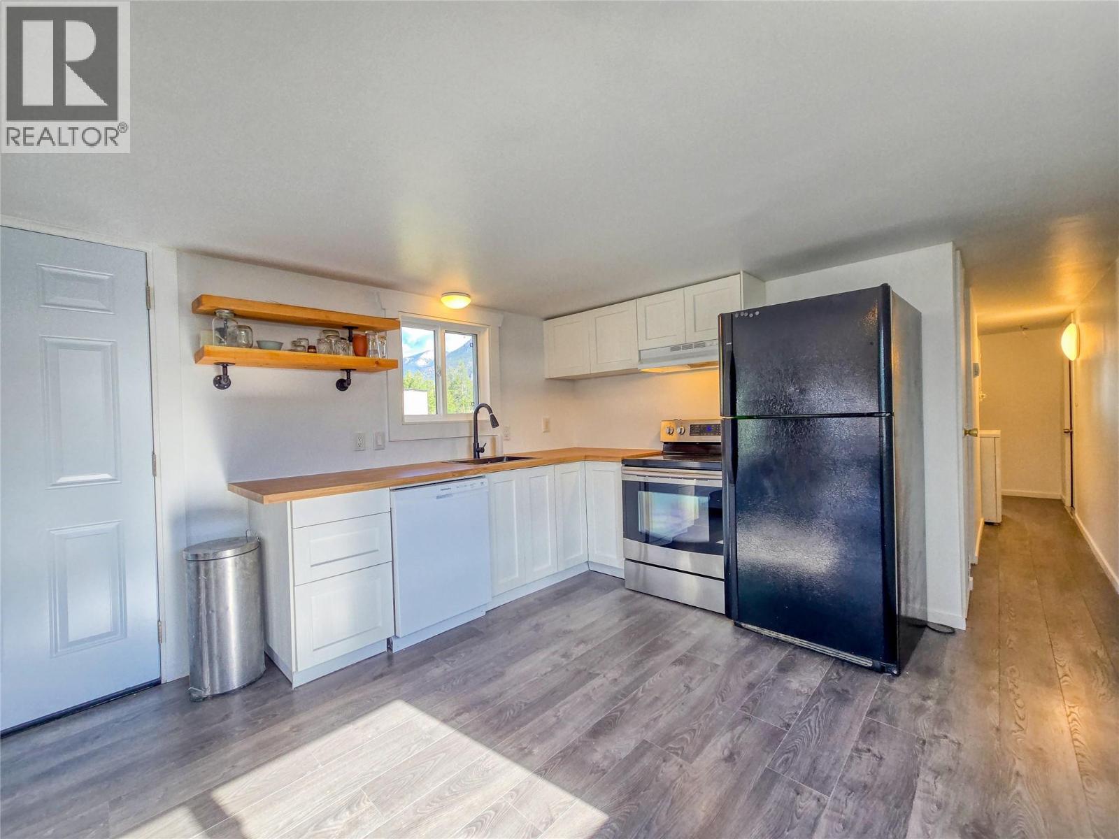 4775 Wood Lane Unit# 30, Windermere, British Columbia  V0B 2L2 - Photo 20 - 10402328