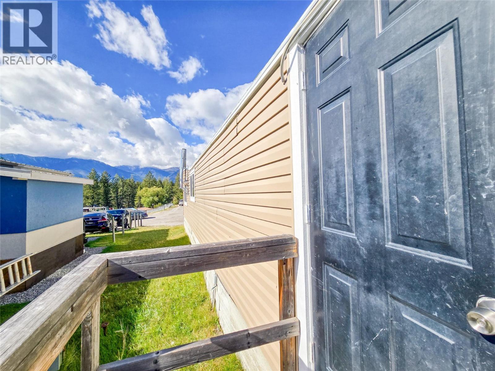 4775 Wood Lane Unit# 30, Windermere, British Columbia  V0B 2L2 - Photo 28 - 10402328