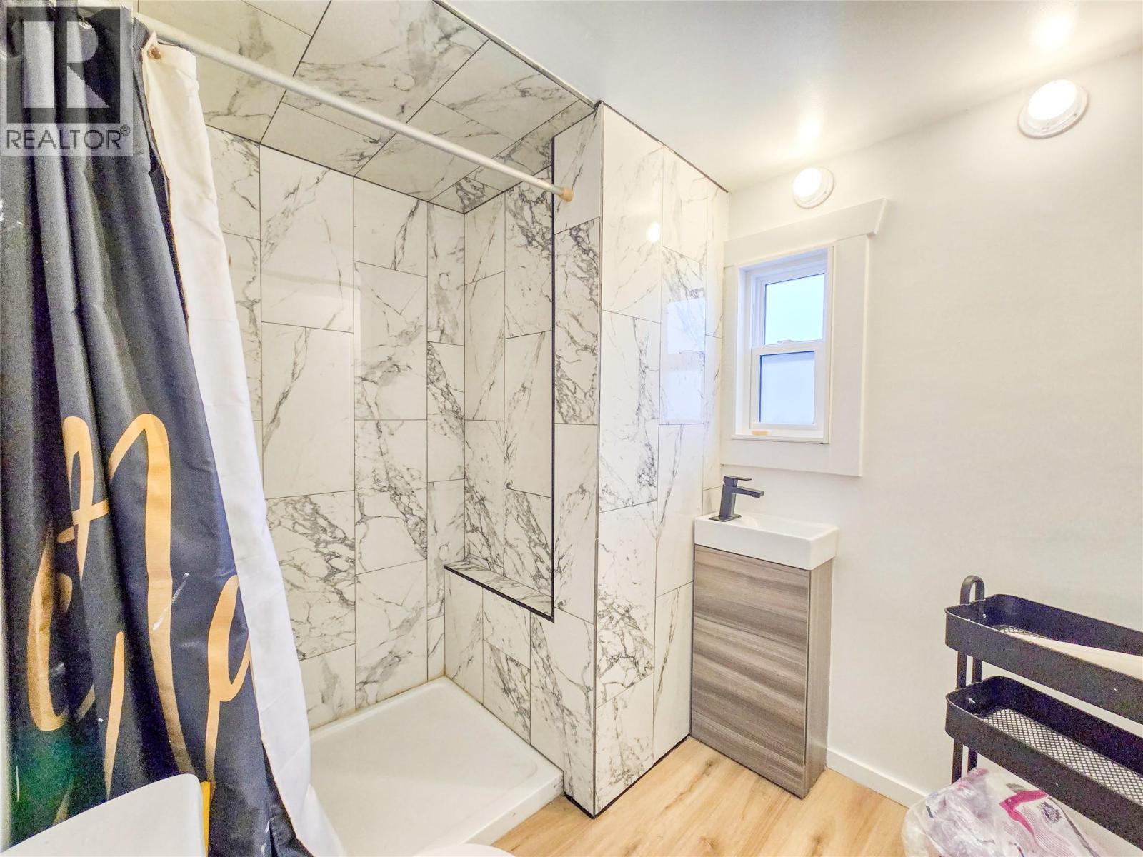 4775 Wood Lane Unit# 30, Windermere, British Columbia  V0B 2L2 - Photo 29 - 10402328