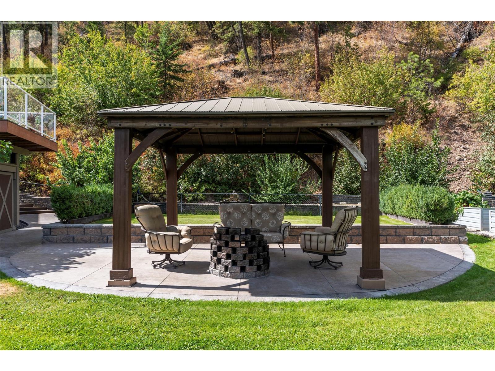16904 Gatzke Road, Lake Country, British Columbia  V4V 2J1 - Photo 36 - 10396767