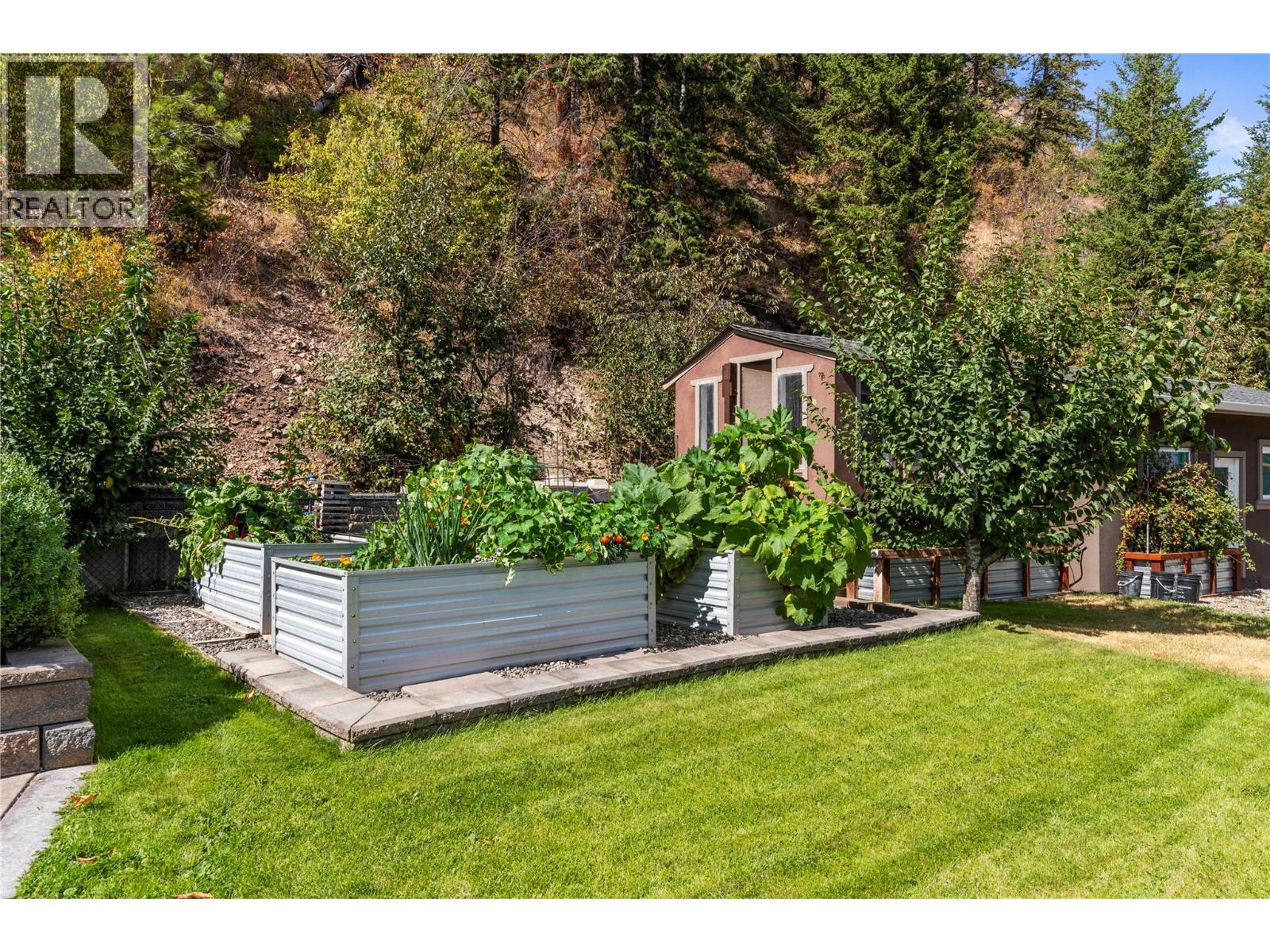 16904 Gatzke Road, Lake Country, British Columbia  V4V 2J1 - Photo 37 - 10396767