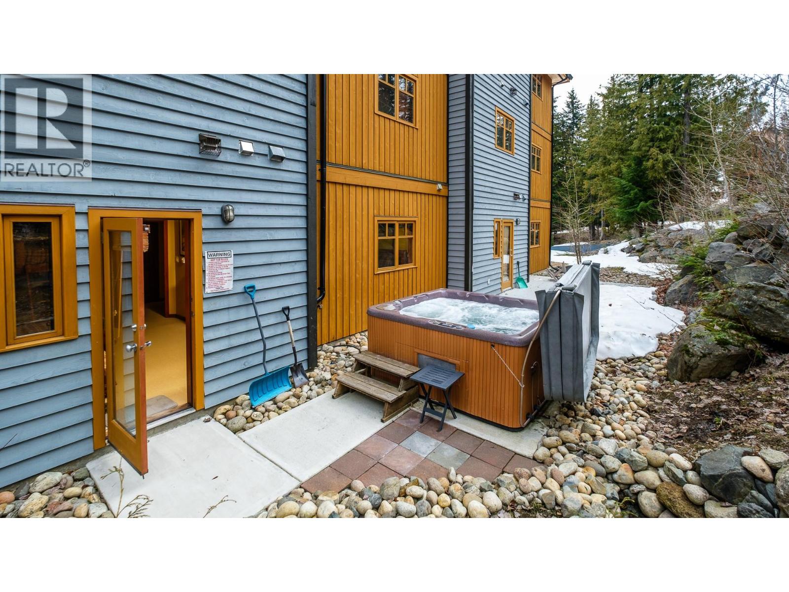 1008 Olaus Way Unit# 2, Rossland, British Columbia  V0G 1Y0 - Photo 22 - 10402138