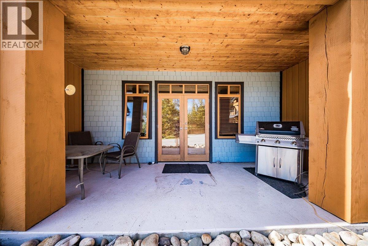 1008 Olaus Way Unit# 2, Rossland, British Columbia  V0G 1Y0 - Photo 4 - 10402138
