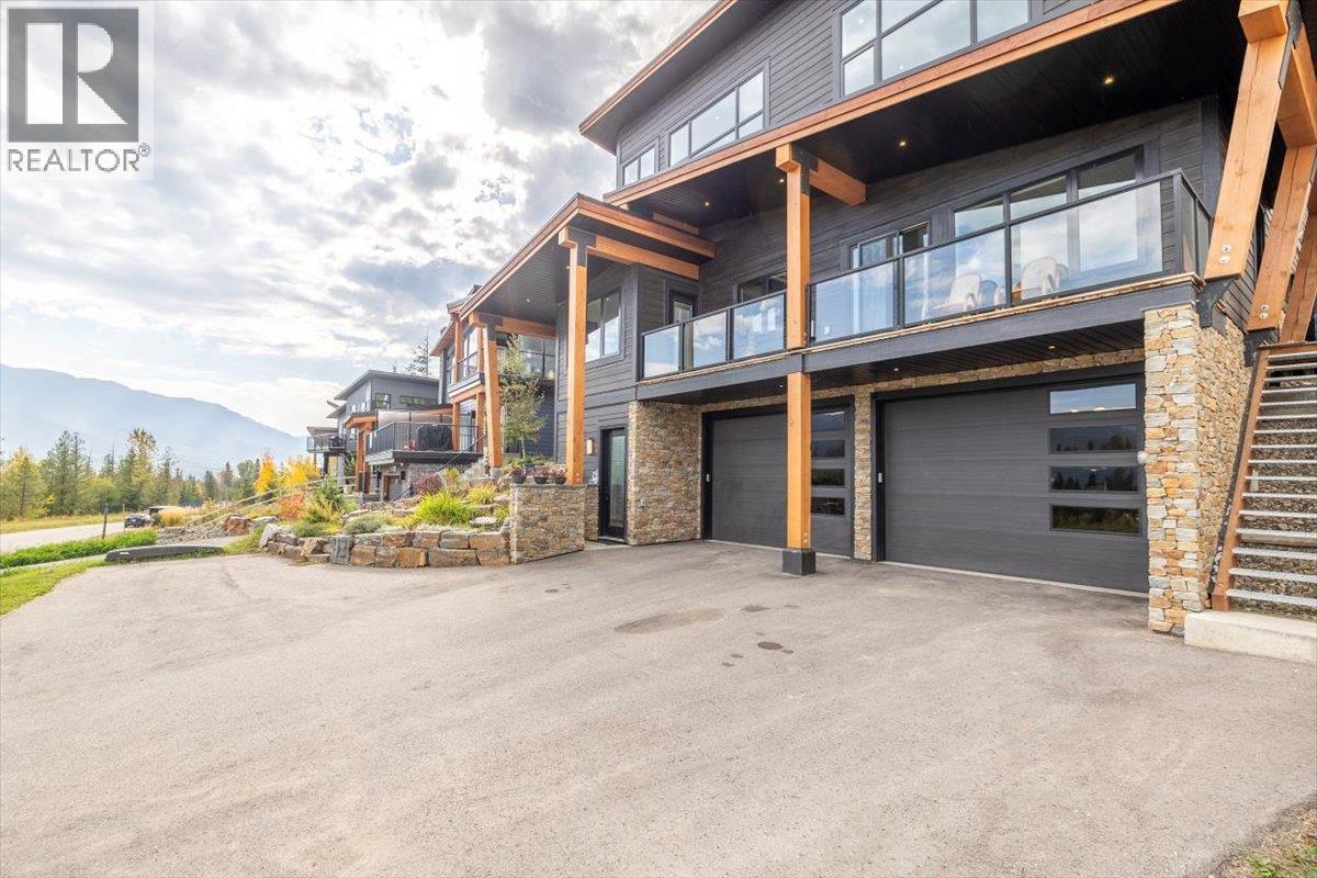 5416 Resort Drive, Fernie, British Columbia  V0B 1M6 - Photo 11 - 10402543