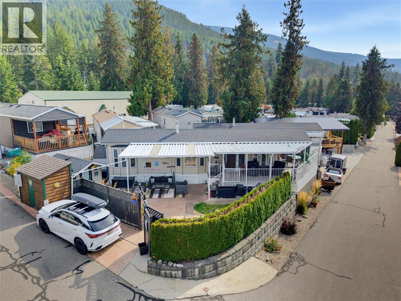 8242 97a Highway Unit# 65, Mara, British Columbia  V0E 2K0 - Photo 1 - 10402393