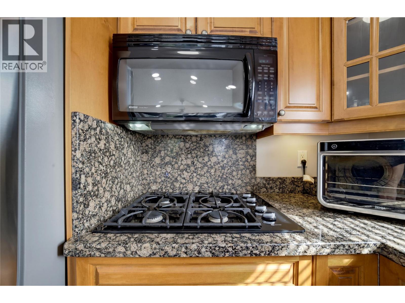 8242 97a Highway Unit# 65, Mara, British Columbia  V0E 2K0 - Photo 15 - 10402393