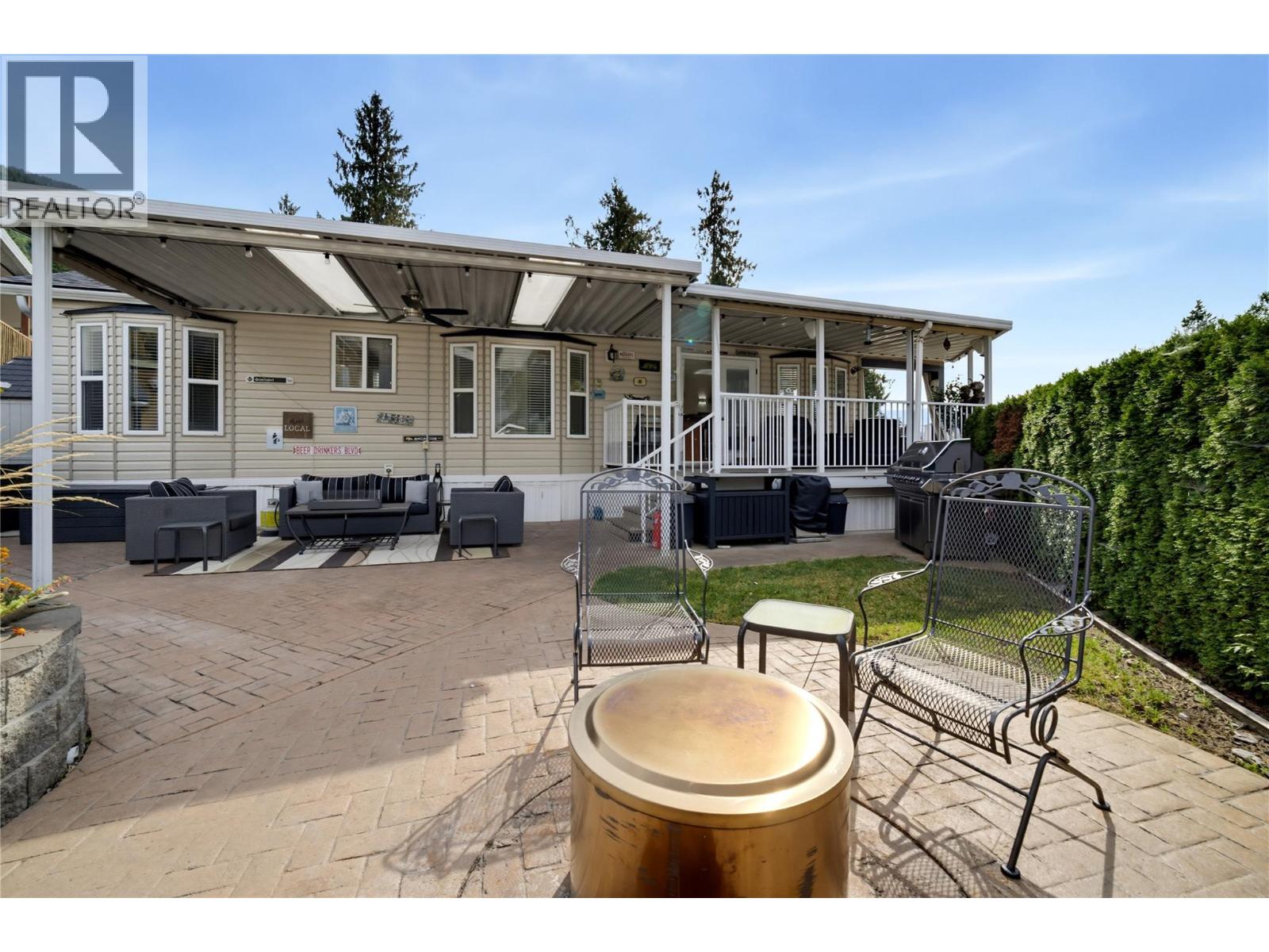 8242 97a Highway Unit# 65, Mara, British Columbia  V0E 2K0 - Photo 6 - 10402393