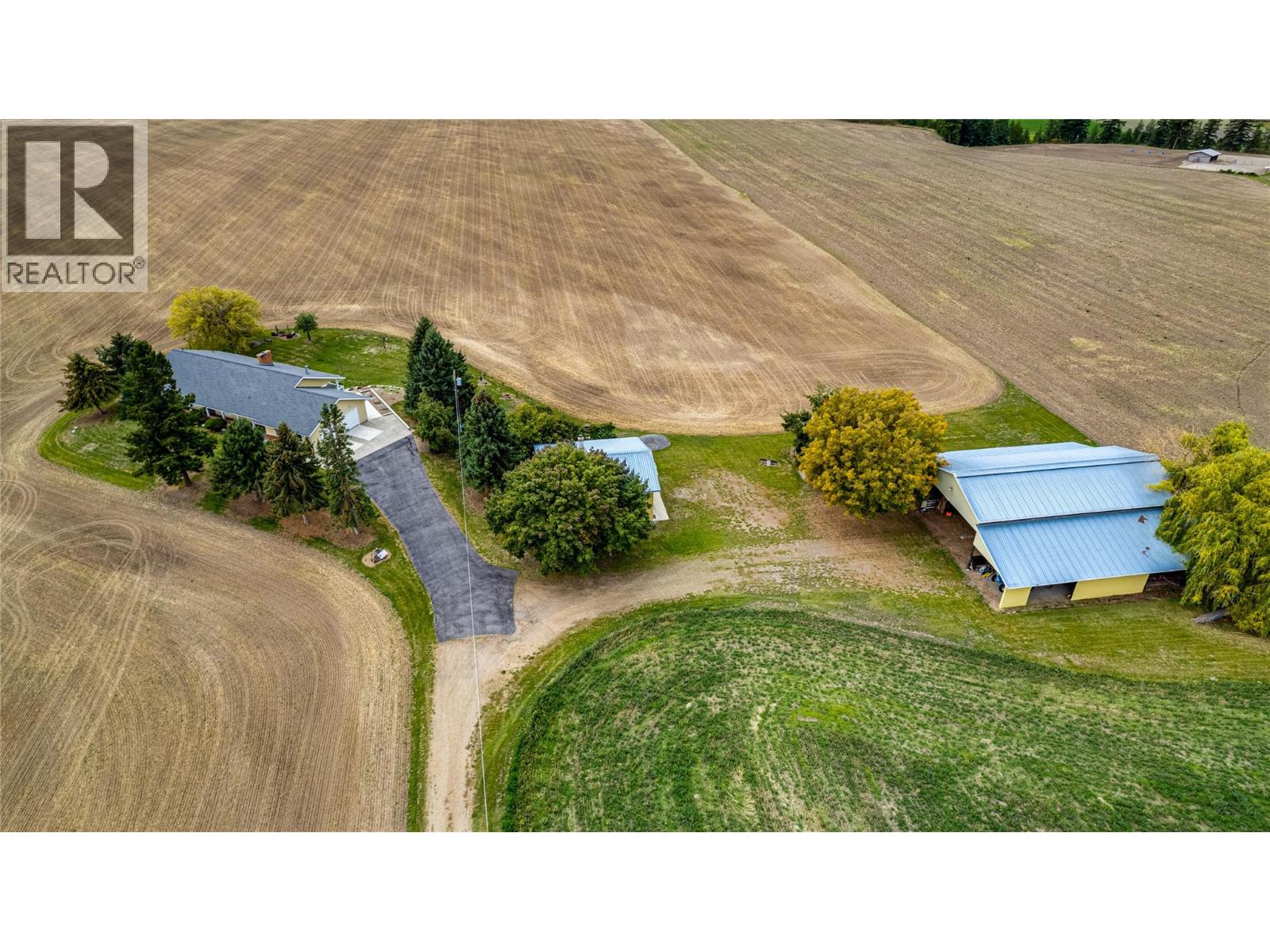 683 Clinton Road, Spallumcheen, British Columbia  V4Y 0P3 - Photo 12 - 10402165