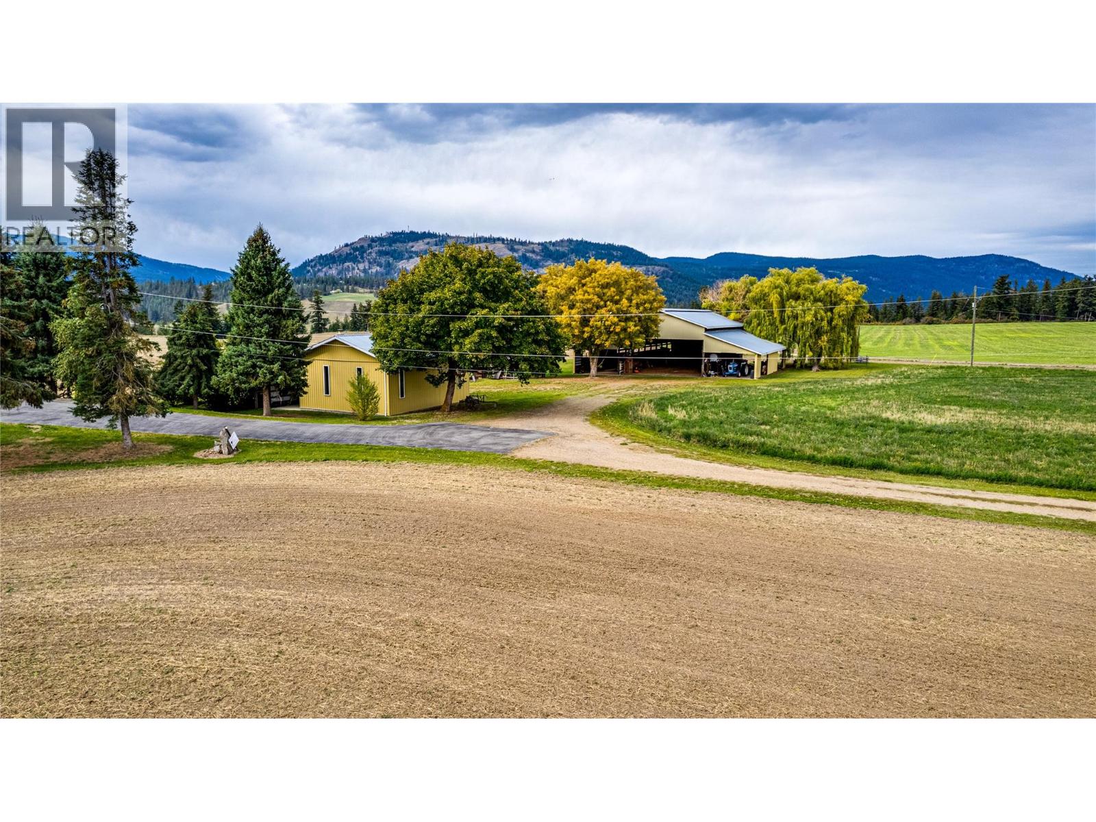 683 Clinton Road, Spallumcheen, British Columbia  V4Y 0P3 - Photo 23 - 10402165