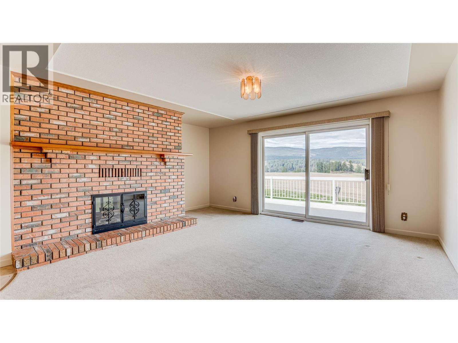 683 Clinton Road, Spallumcheen, British Columbia  V4Y 0P3 - Photo 35 - 10402165