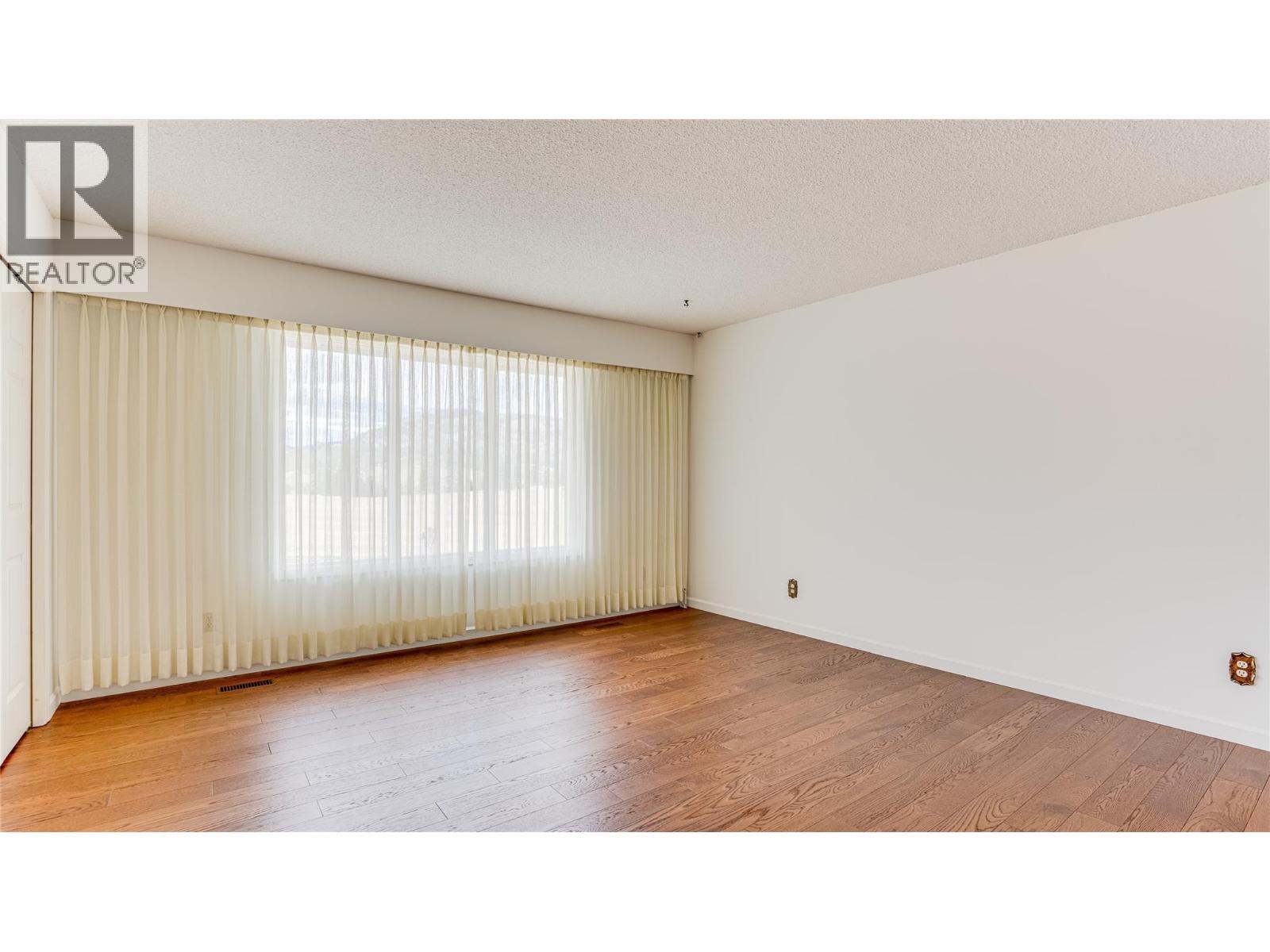 683 Clinton Road, Spallumcheen, British Columbia  V4Y 0P3 - Photo 44 - 10402165