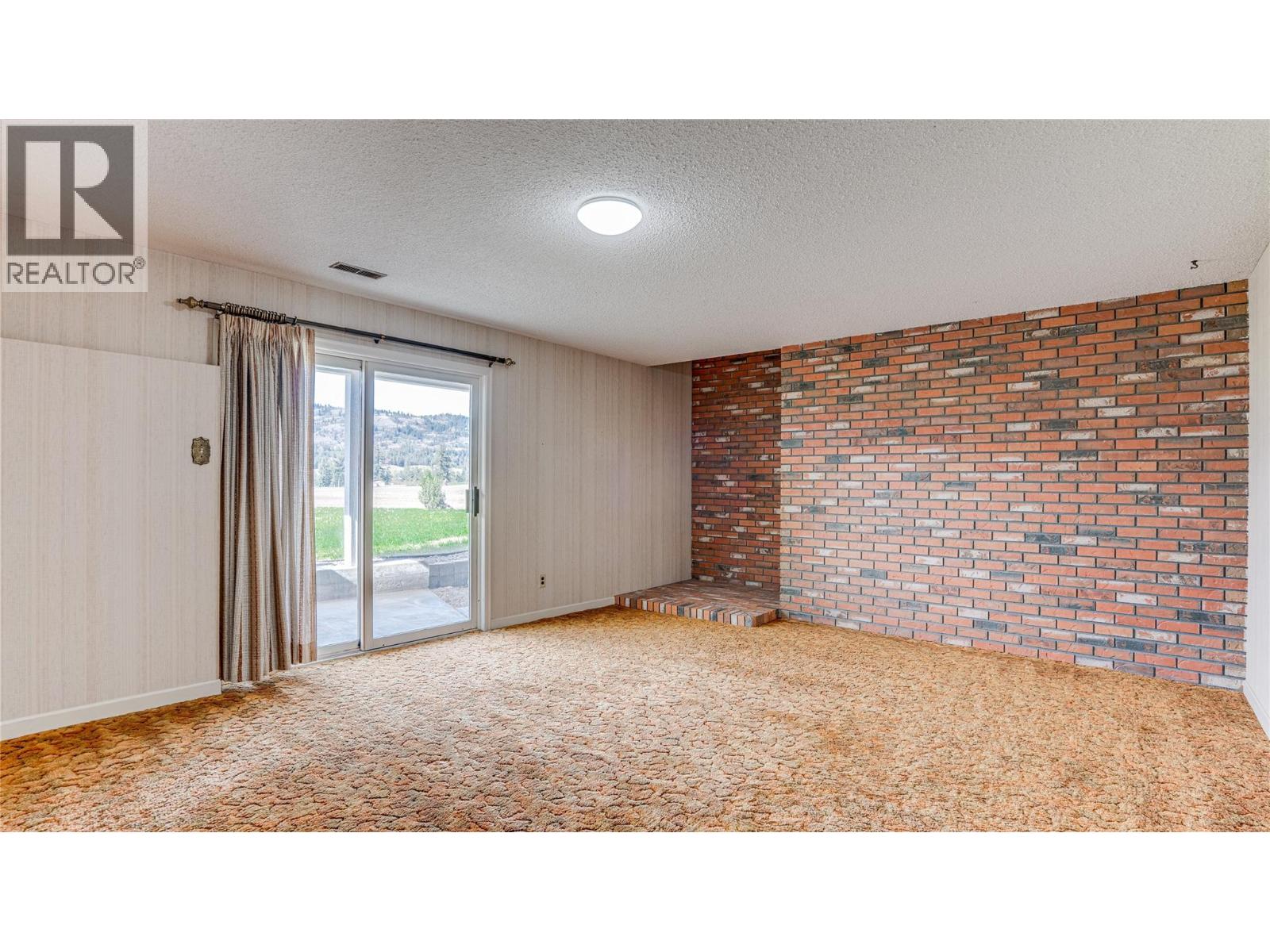 683 Clinton Road, Spallumcheen, British Columbia  V4Y 0P3 - Photo 49 - 10402165