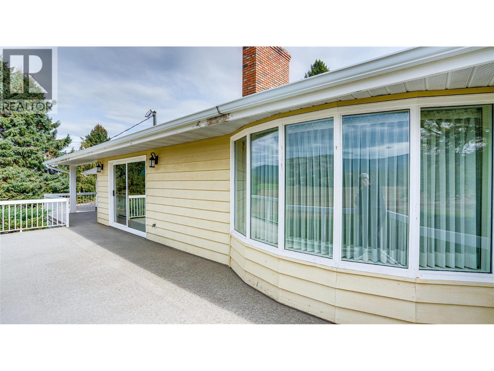 683 Clinton Road, Spallumcheen, British Columbia  V4Y 0P3 - Photo 68 - 10402165