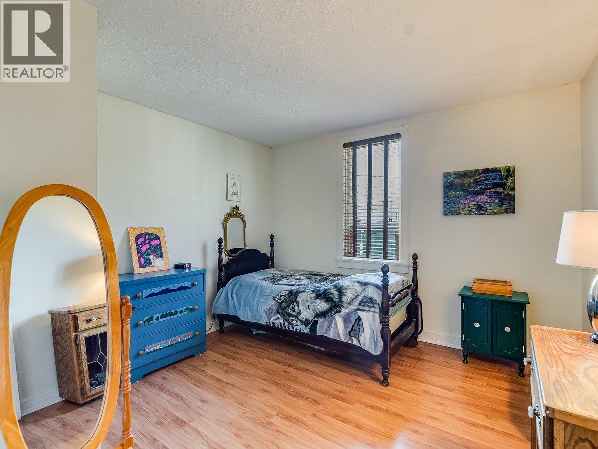 904 Fifth Street, Nelson, British Columbia  V1L 2X8 - Photo 24 - 10402421