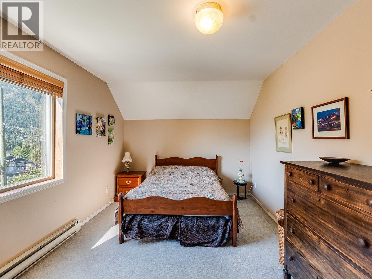 904 Fifth Street, Nelson, British Columbia  V1L 2X8 - Photo 35 - 10402421