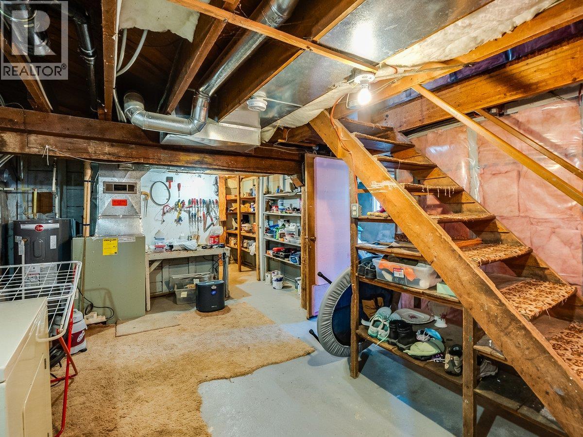 904 Fifth Street, Nelson, British Columbia  V1L 2X8 - Photo 38 - 10402421