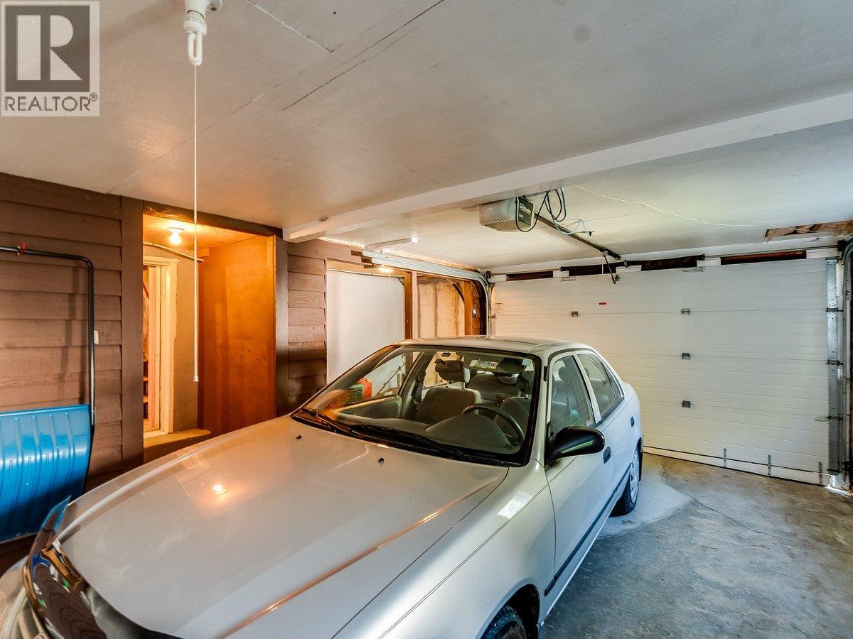 904 Fifth Street, Nelson, British Columbia  V1L 2X8 - Photo 48 - 10402421