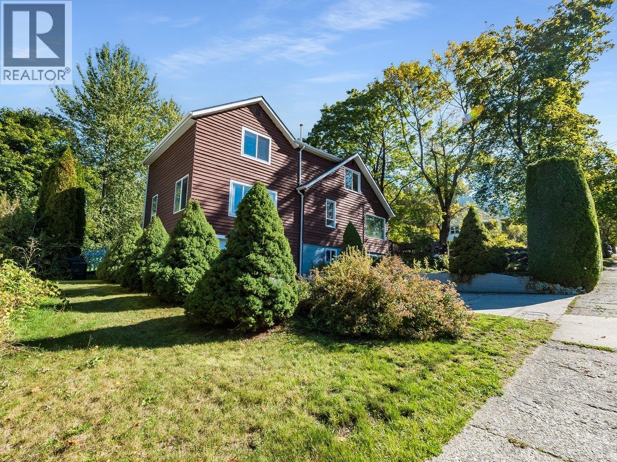 904 Fifth Street, Nelson, British Columbia  V1L 2X8 - Photo 52 - 10402421