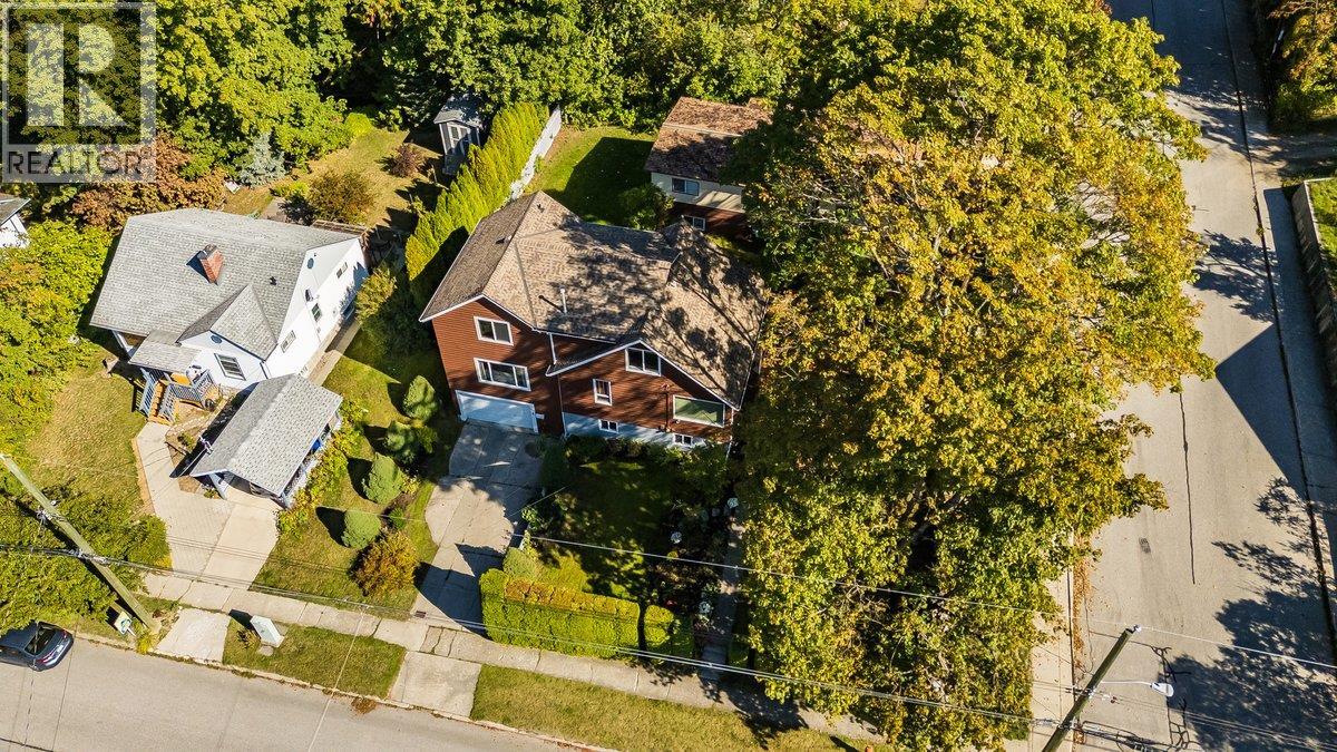 904 Fifth Street, Nelson, British Columbia  V1L 2X8 - Photo 61 - 10402421