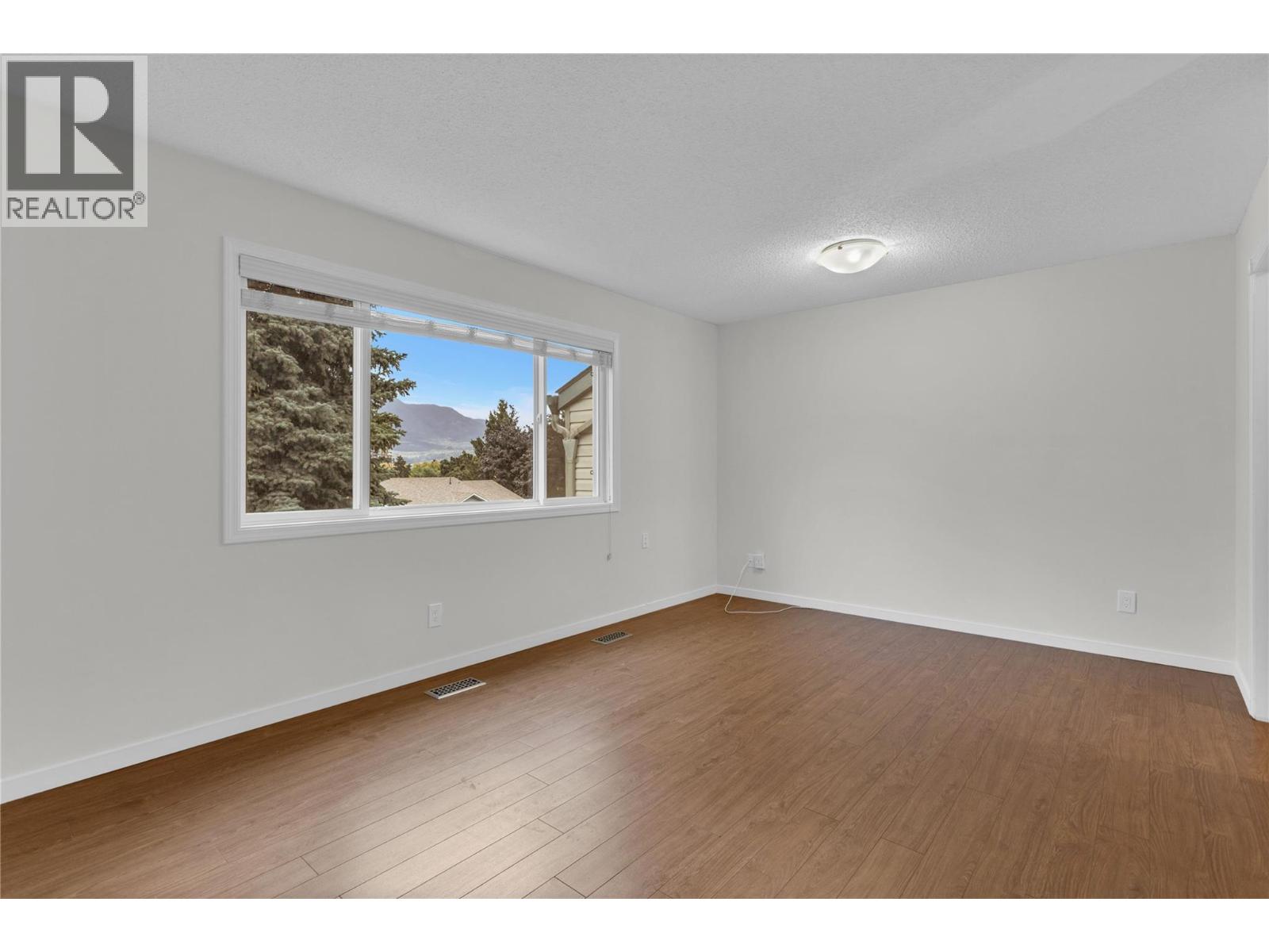 1675 Thayer Court Unit# 3, Kelowna, British Columbia  V1Y 8M2 - Photo 18 - 10401740