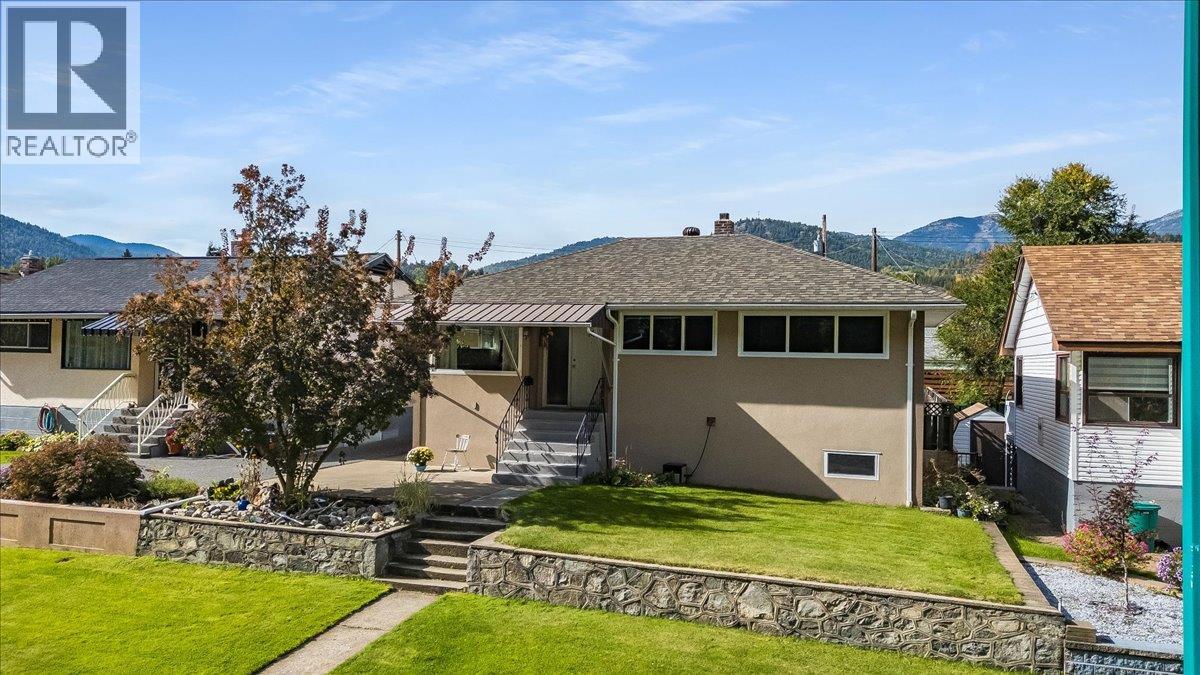 14 Hillside Drive, Trail, British Columbia  V1R 1G5 - Photo 1 - 10401896