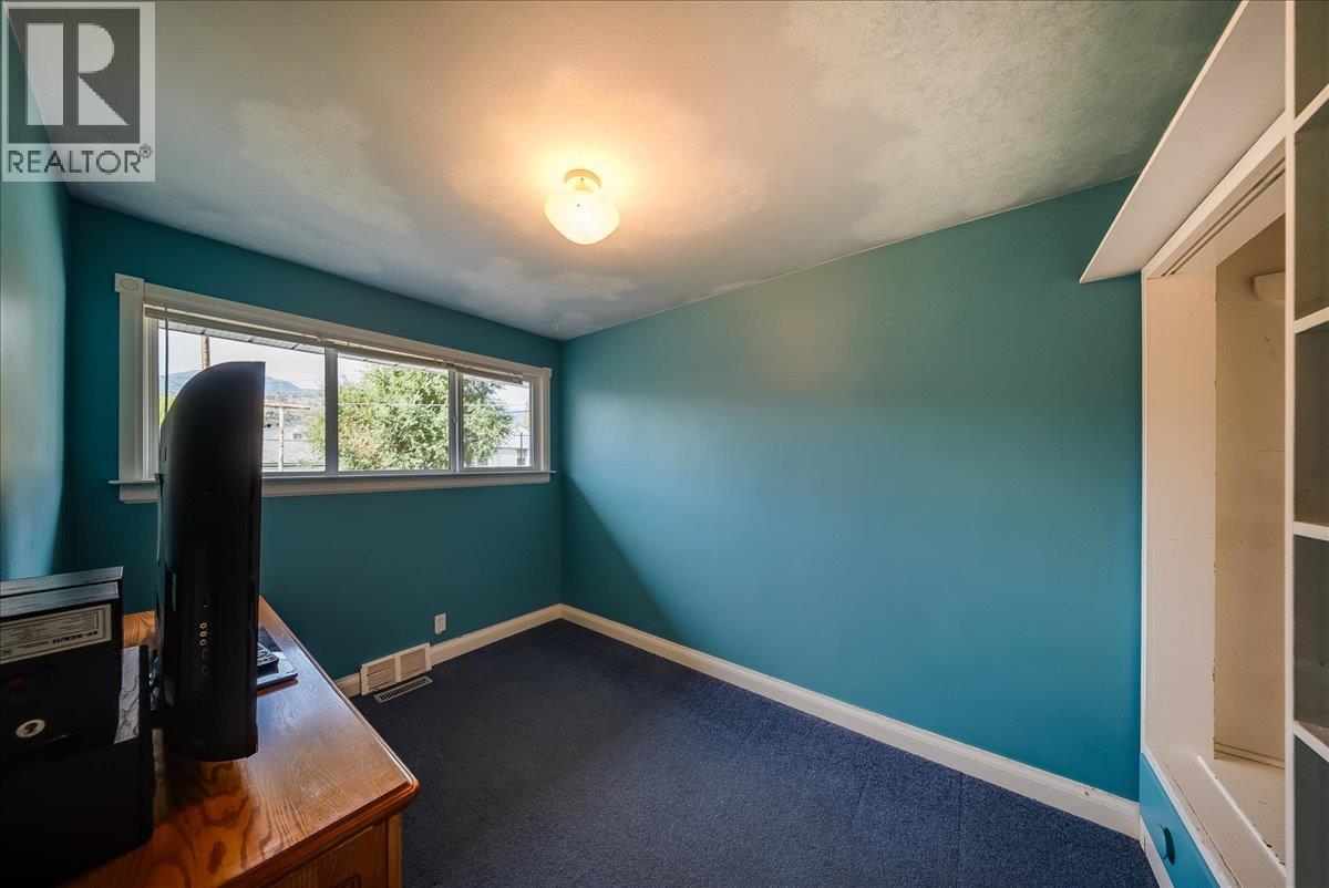 14 Hillside Drive, Trail, British Columbia  V1R 1G5 - Photo 18 - 10401896