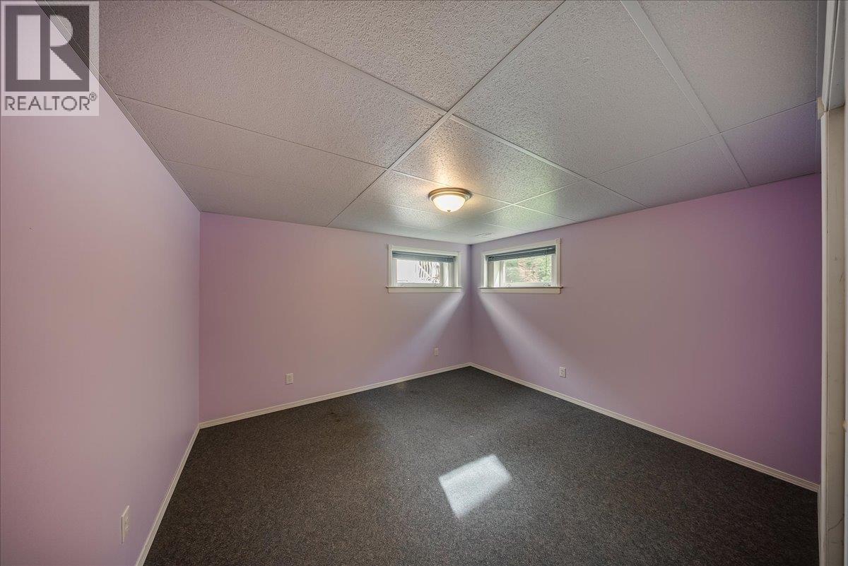 14 Hillside Drive, Trail, British Columbia  V1R 1G5 - Photo 26 - 10401896