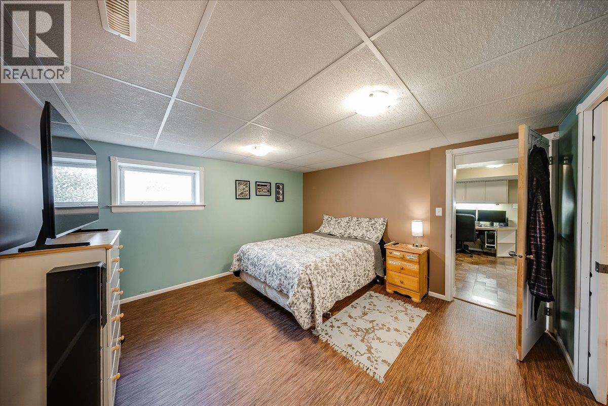 14 Hillside Drive, Trail, British Columbia  V1R 1G5 - Photo 29 - 10401896