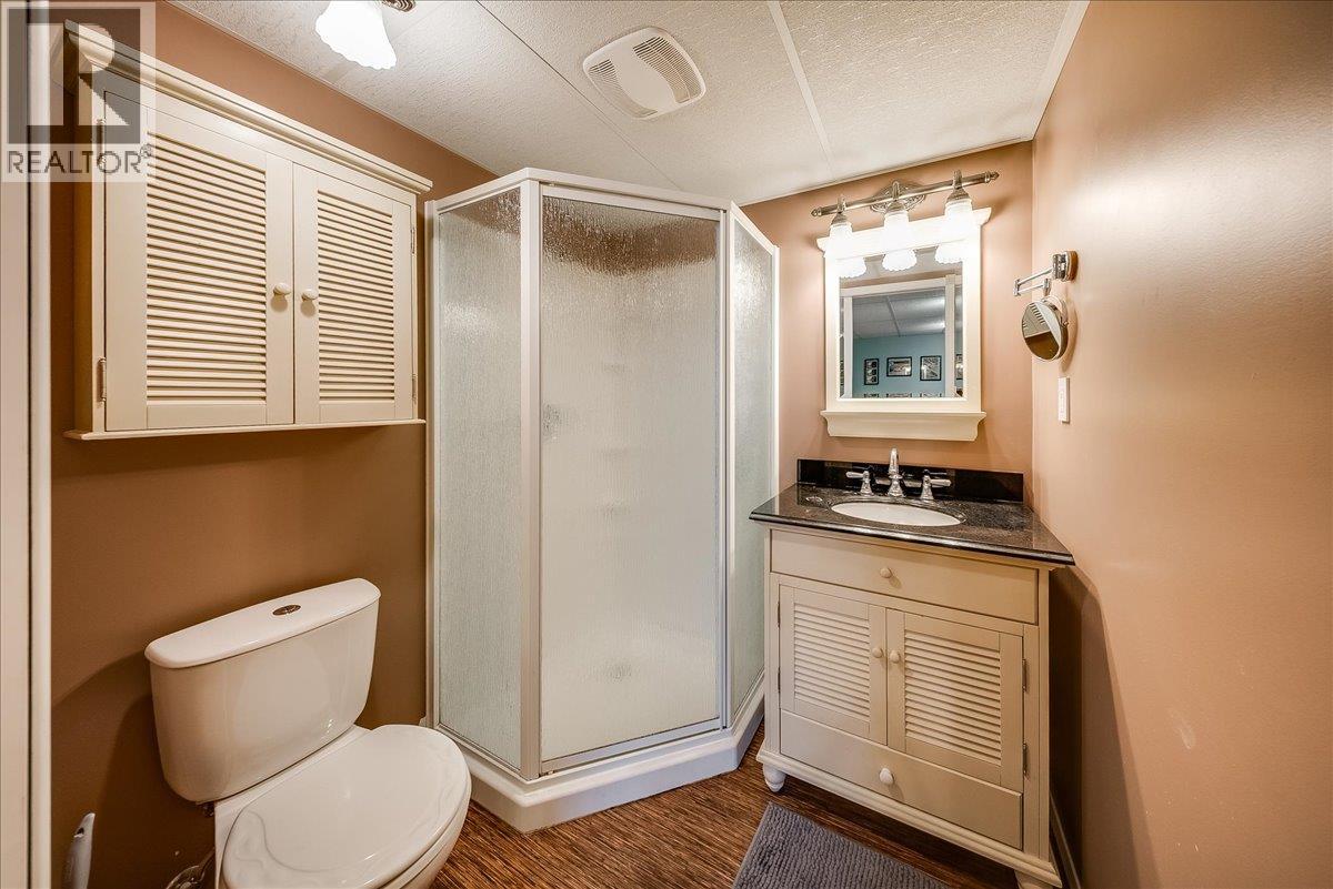 14 Hillside Drive, Trail, British Columbia  V1R 1G5 - Photo 32 - 10401896