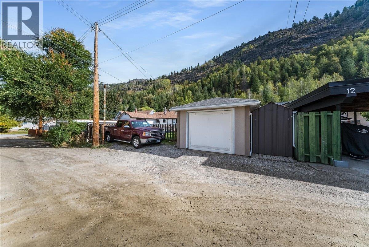 14 Hillside Drive, Trail, British Columbia  V1R 1G5 - Photo 45 - 10401896