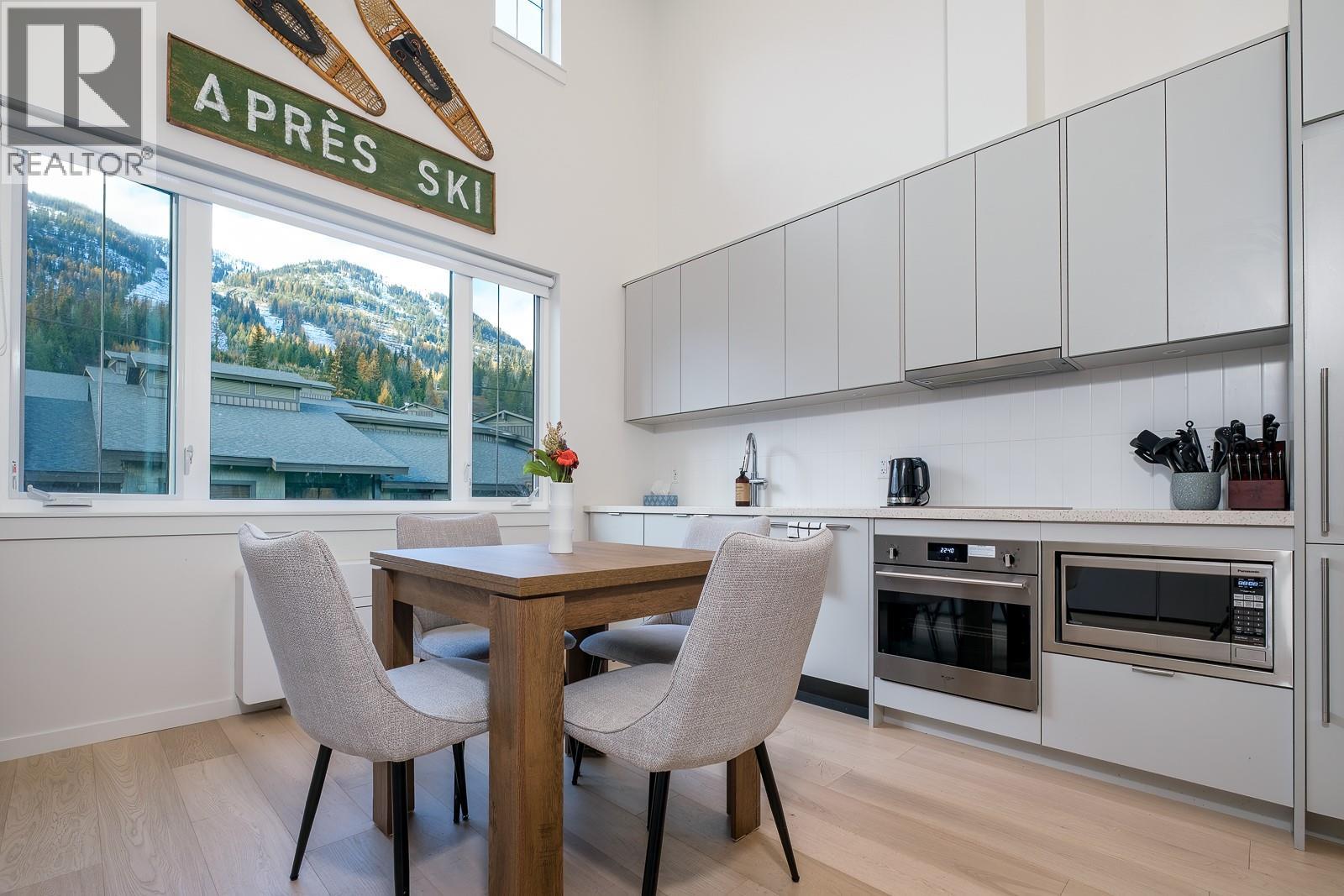 4280 Red Mountain Road Unit# 405, Rossland, British Columbia  V0G 1Y0 - Photo 1 - 10402218