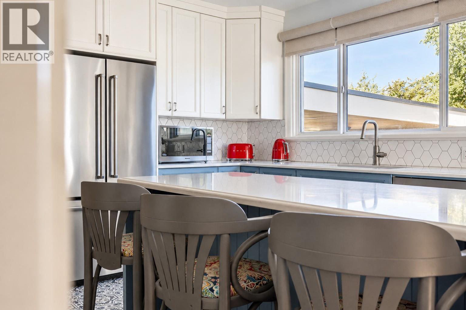 2071 Abbott Street, Kelowna, British Columbia  V1Y 1C5 - Photo 12 - 10402248