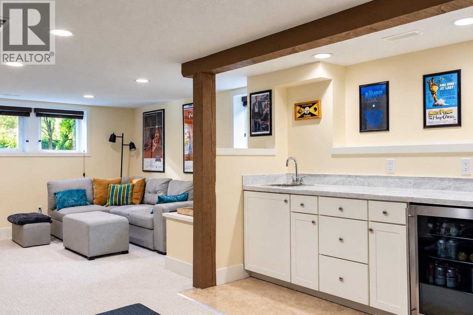2071 Abbott Street, Kelowna, British Columbia  V1Y 1C5 - Photo 32 - 10402248