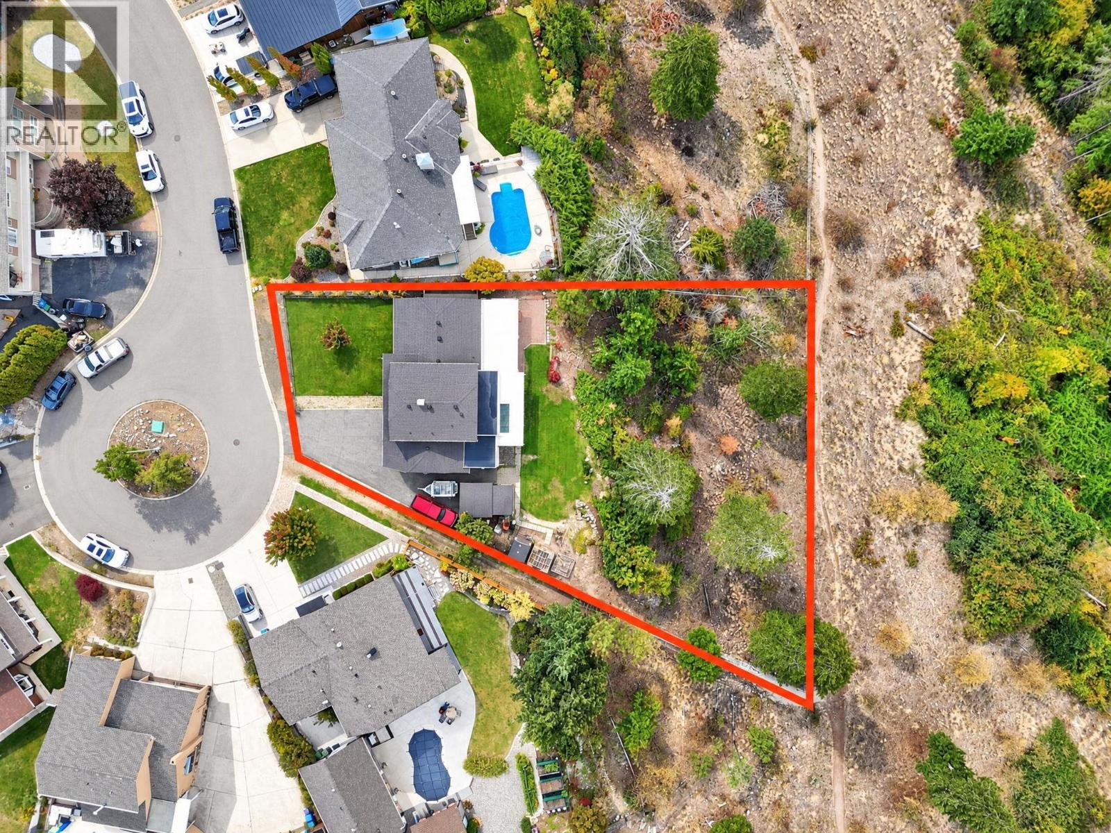 2571 Pineridge Place, West Kelowna, British Columbia  V4T 2J7 - Photo 1 - 10402553