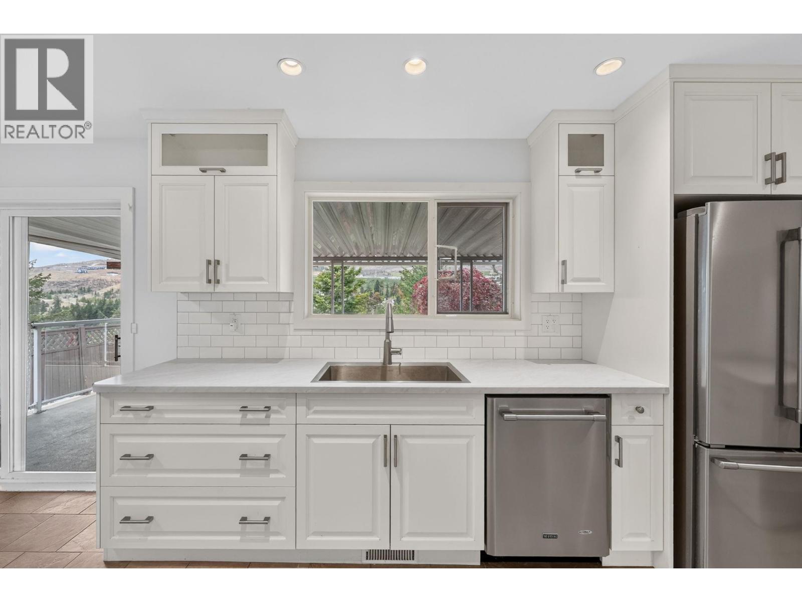 2571 Pineridge Place, West Kelowna, British Columbia  V4T 2J7 - Photo 11 - 10402553